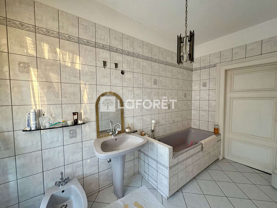 Maison 162m² - 4 chambres - jardin - photo 9
