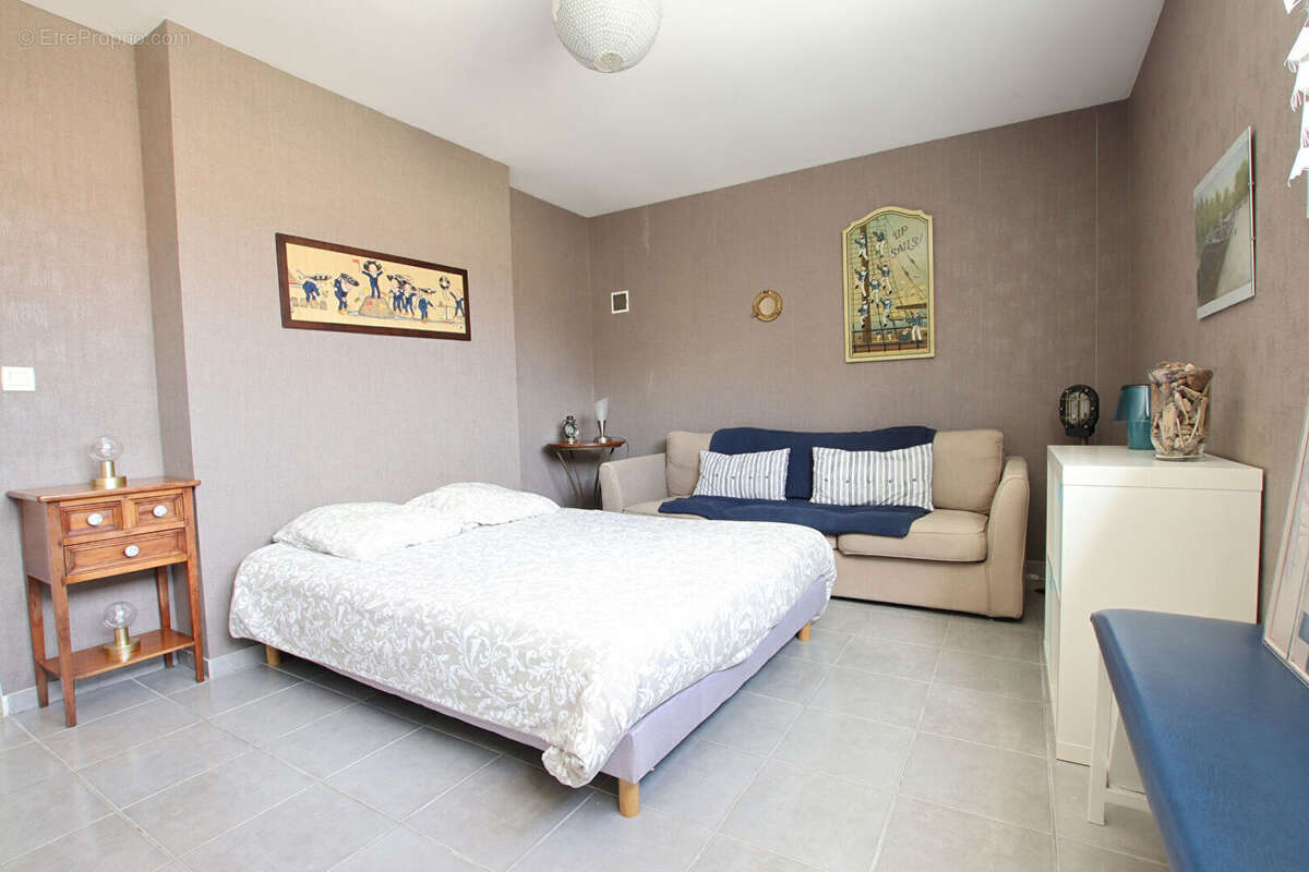 Maison à VOUILLE