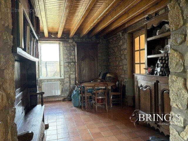 Maison à CLERMONT-EN-ARGONNE