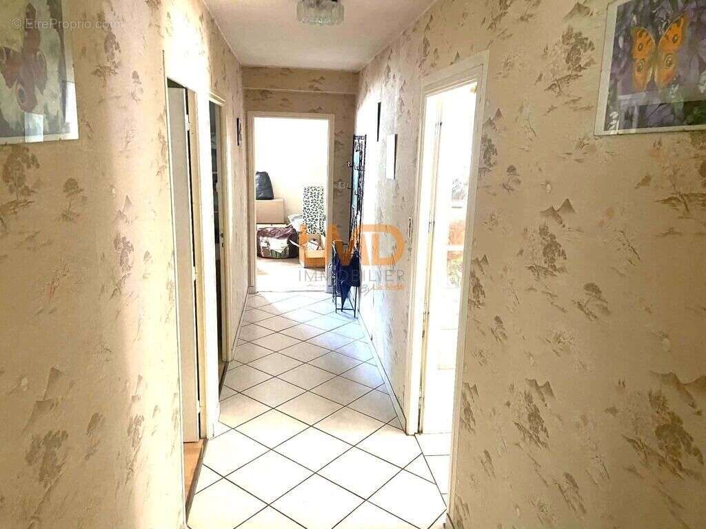 Grande maison avec piscine - photo 14