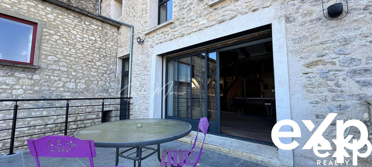 Maison à MONTAINVILLE