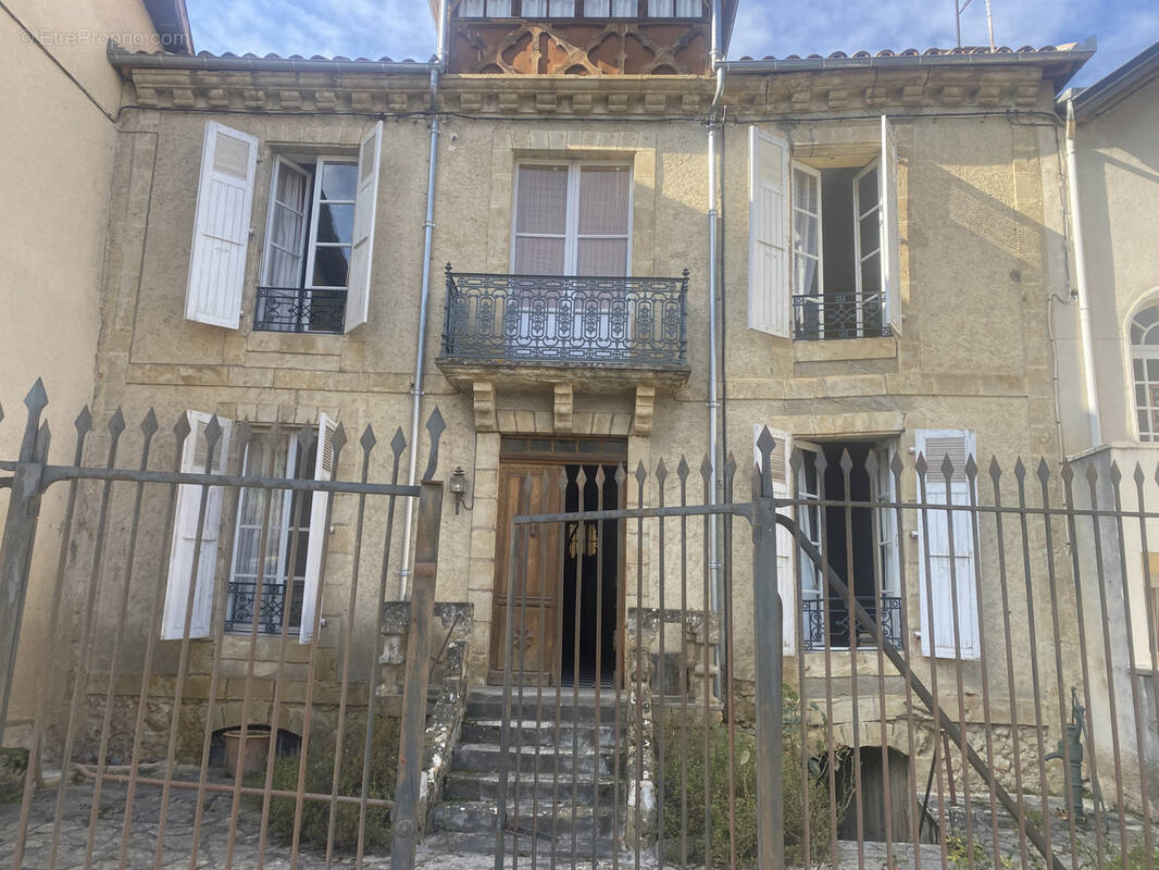 Maison à LOMBEZ