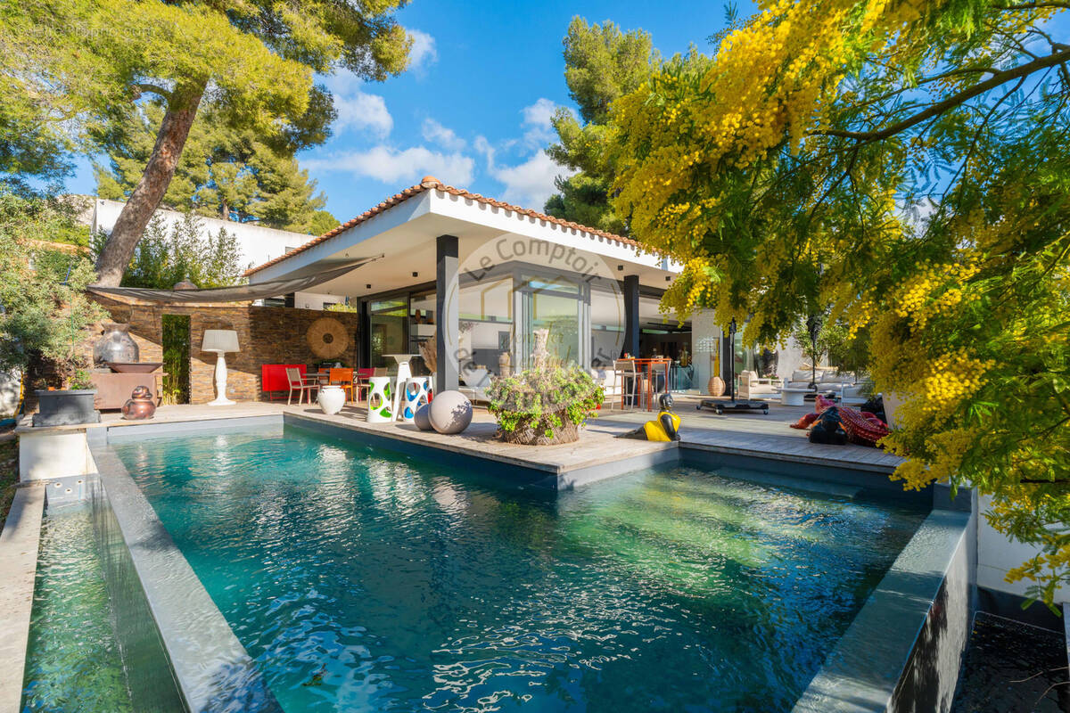 Maison à MARSEILLE-9E