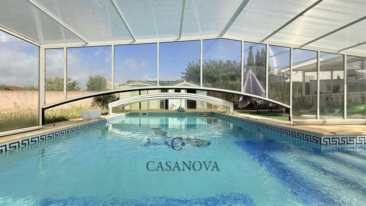Villa de plain-pied avec studio indépendant, 3 garages et terrain de 1 289 m² à Marseillan - photo 2