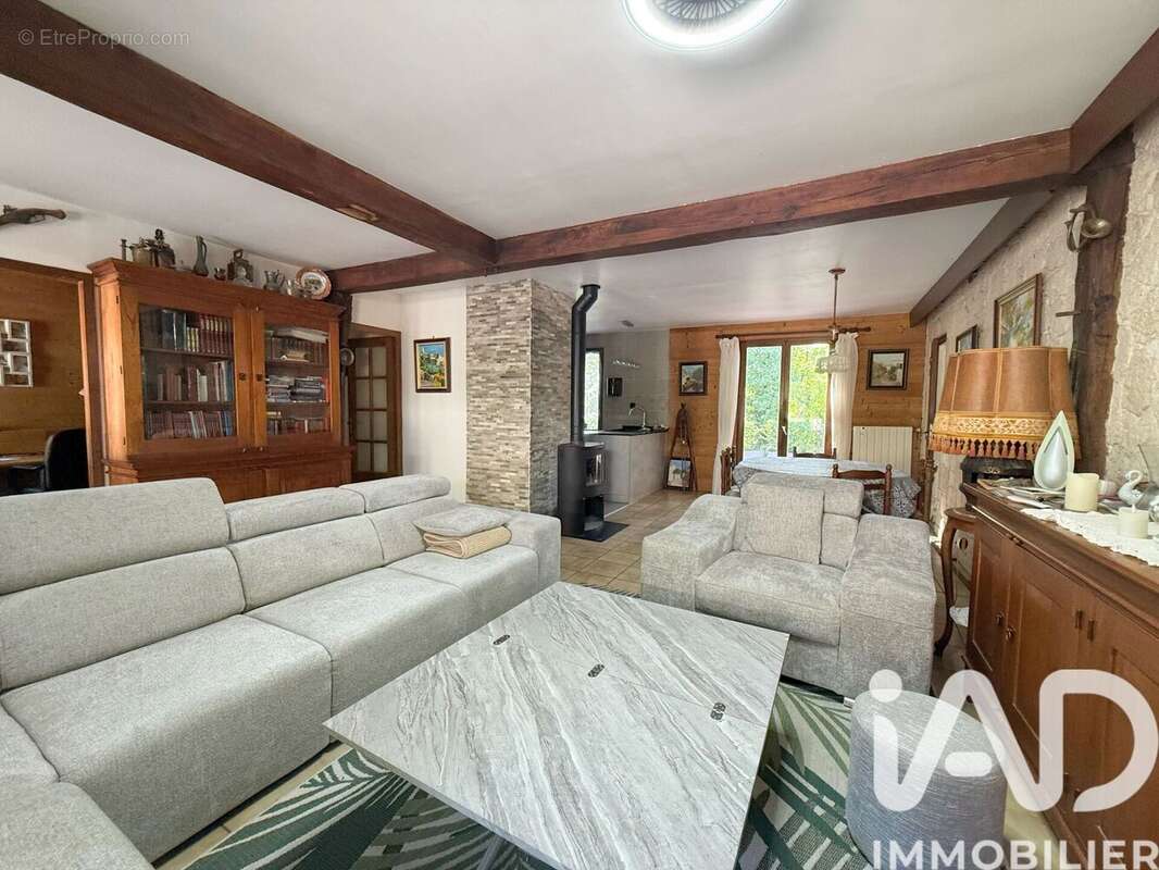 Photo 2 - Maison à SERAINCOURT