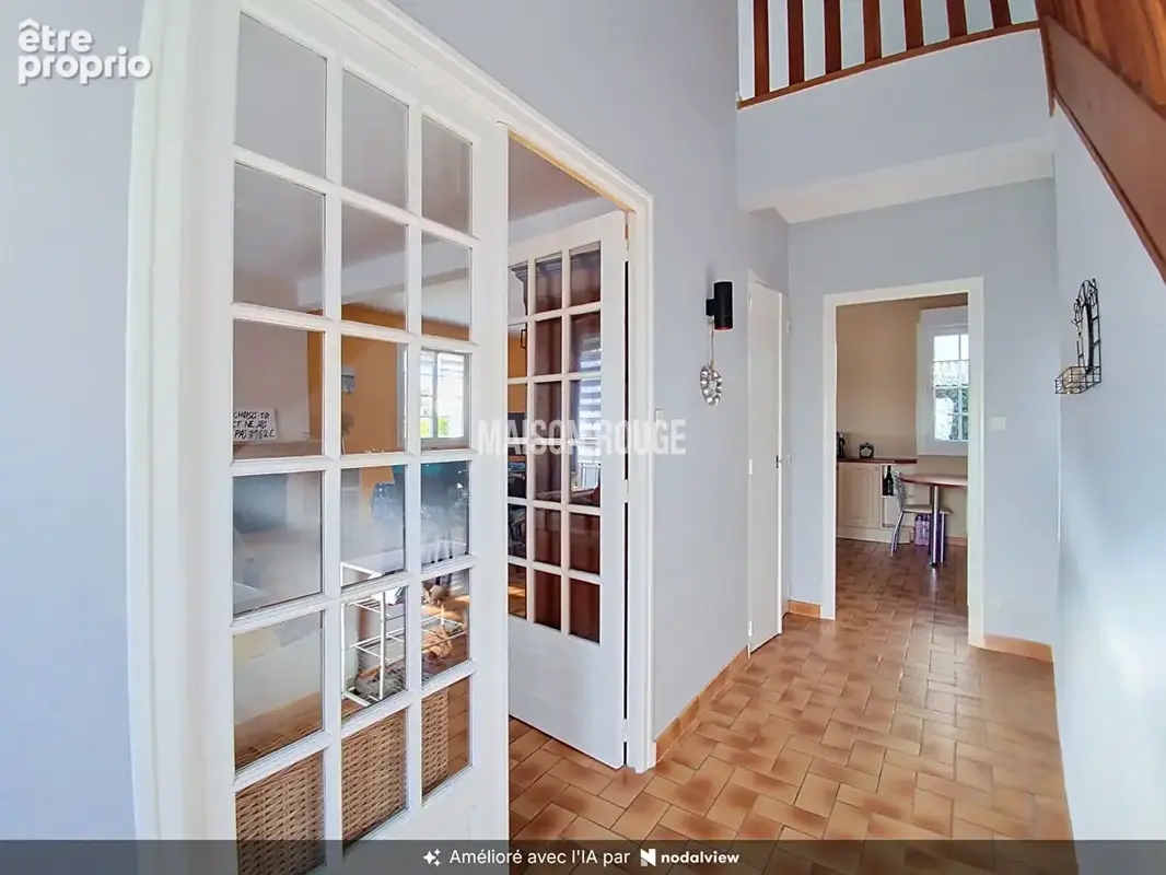 Maison Saint-Lormel à proximité des commerces - photo 2