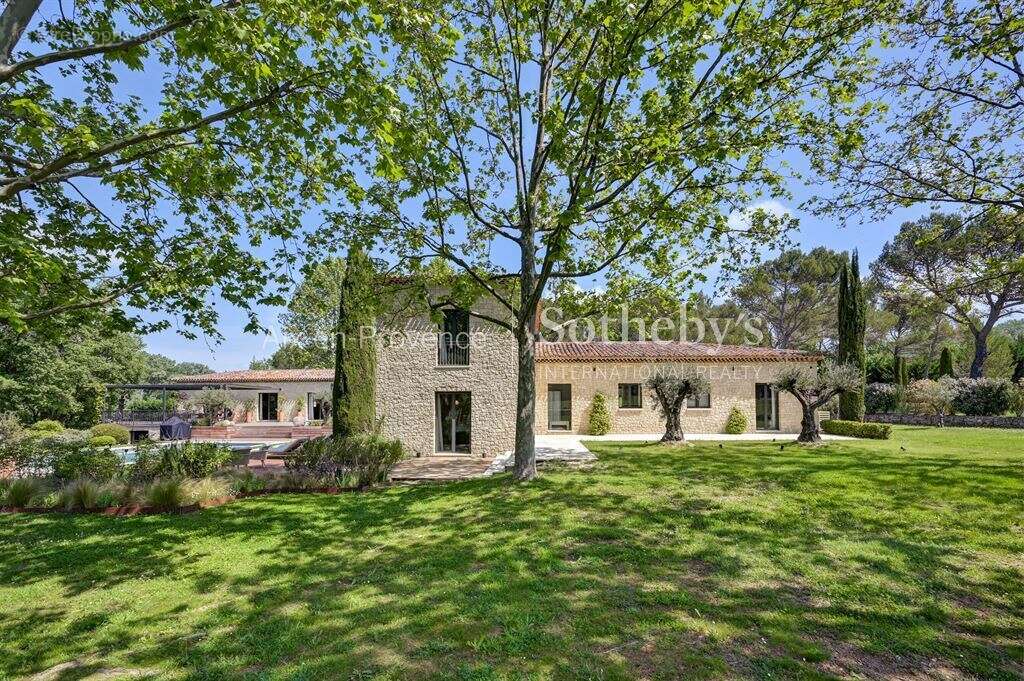 Maison à MEYRARGUES
