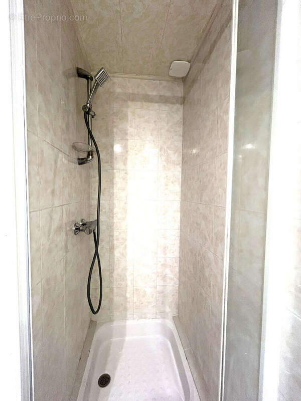 Appartement climatisé Saint Fons 2 pièce(s) - photo 8