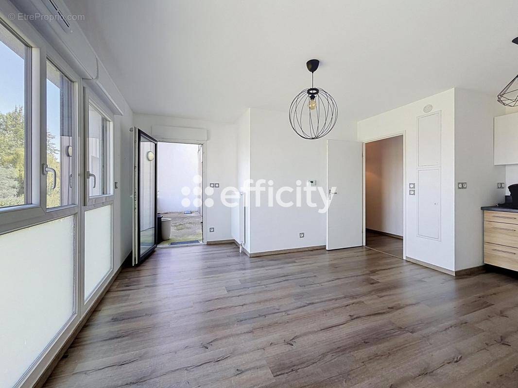 Appartement à WAMBRECHIES
