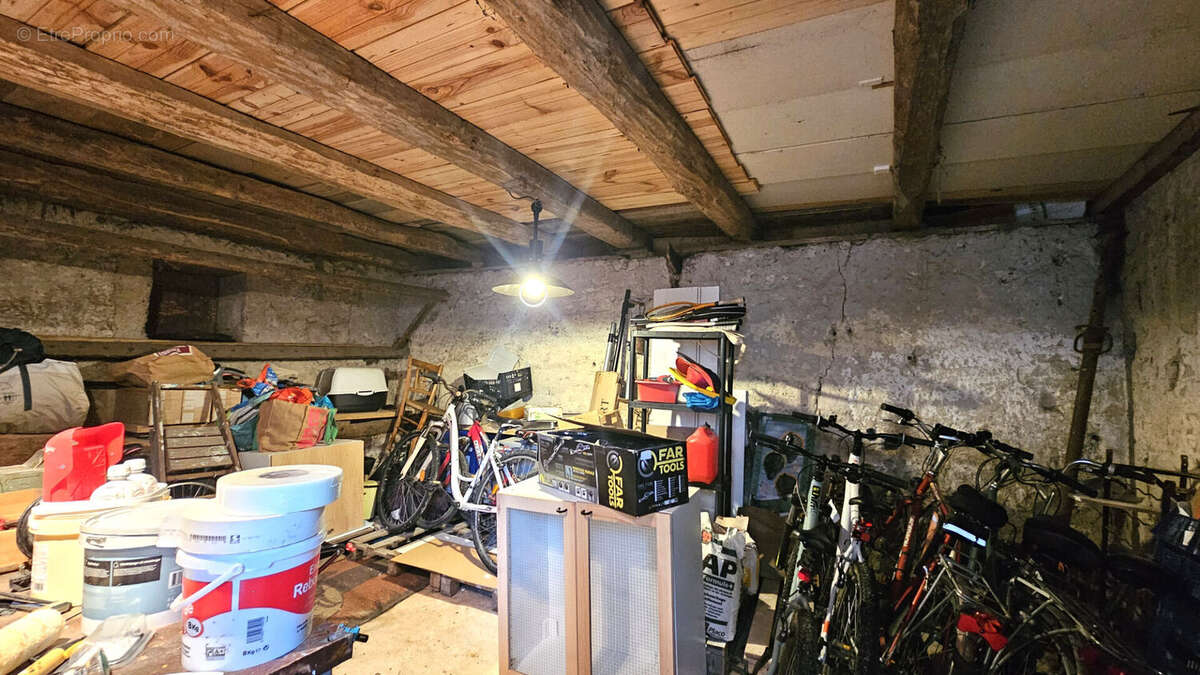 Maison à BREGNIER-CORDON