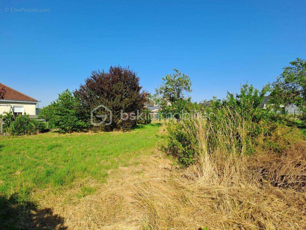 Terrain constructible au cœur de ville - photo 4