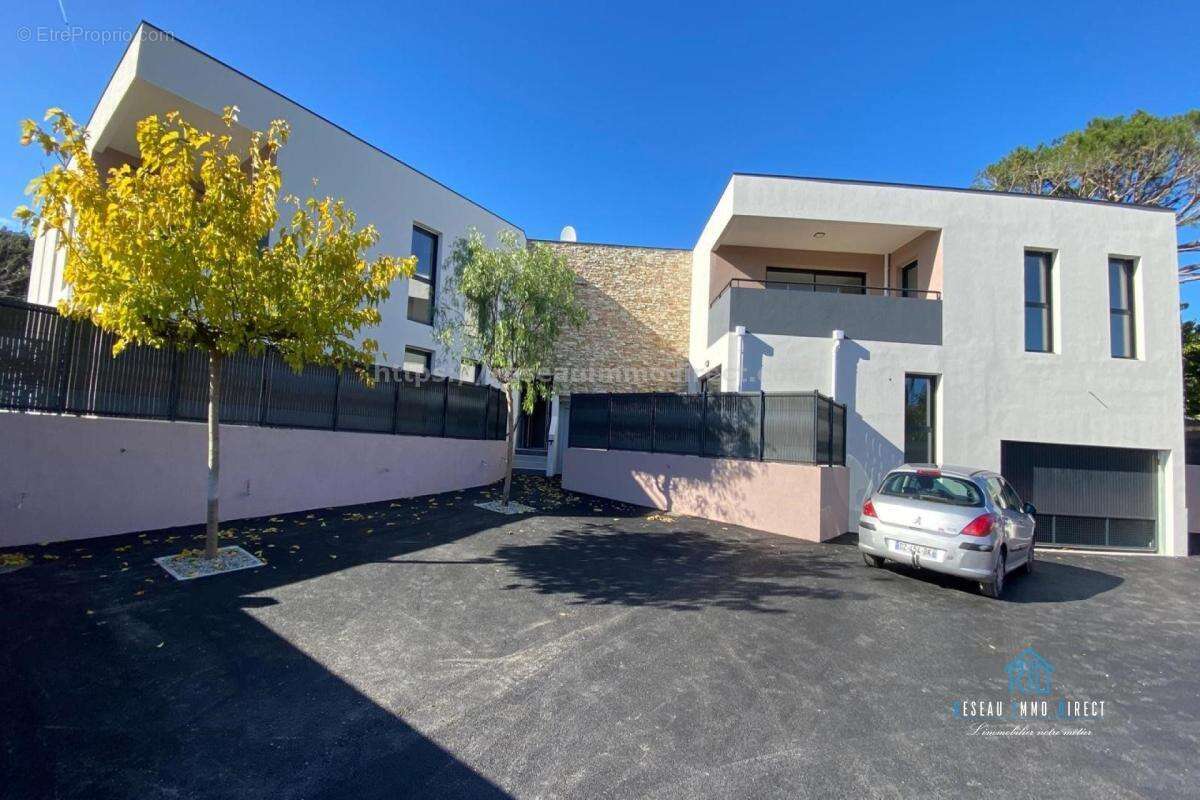 Appartement à FREJUS