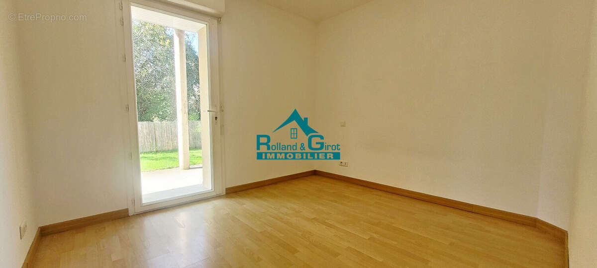 Appartement à SAINT-MEDARD-SUR-ILLE