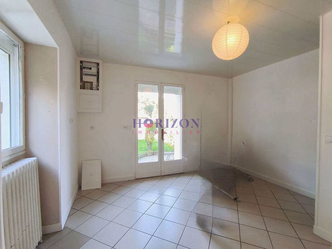 Maison à NERVILLE-LA-FORET