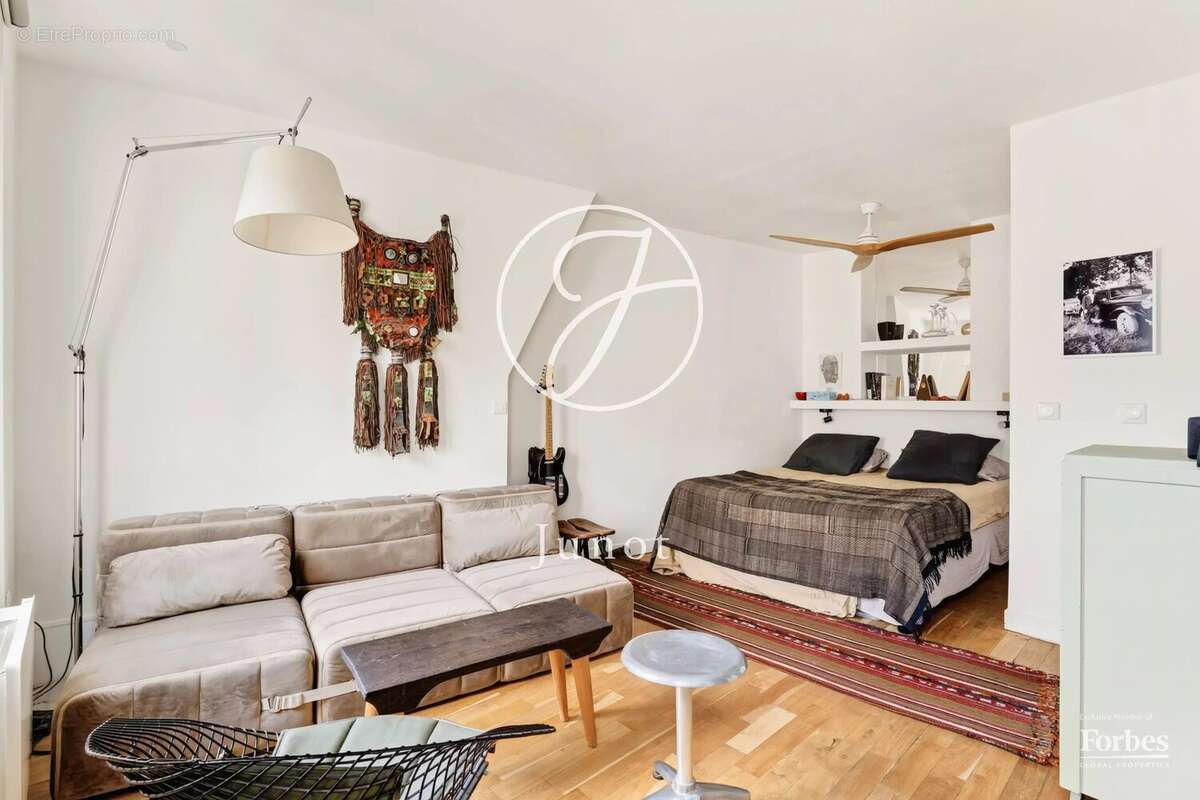 Paris 9e - AVENUE TRUDAINE - Studio - 23,20m² Carrez - Dernier étage - photo 6
