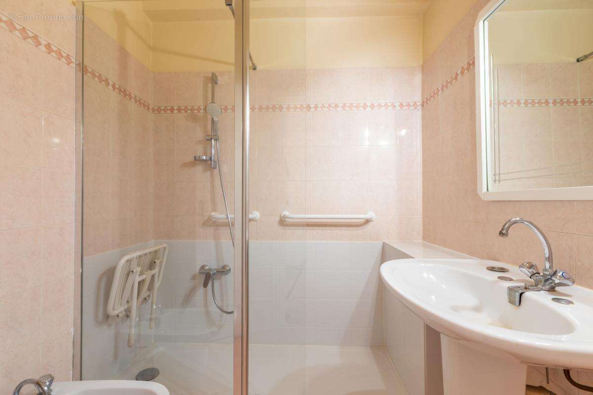 Appartement 3 pièces traversant avec 2 terrasses Nice - photo 15
