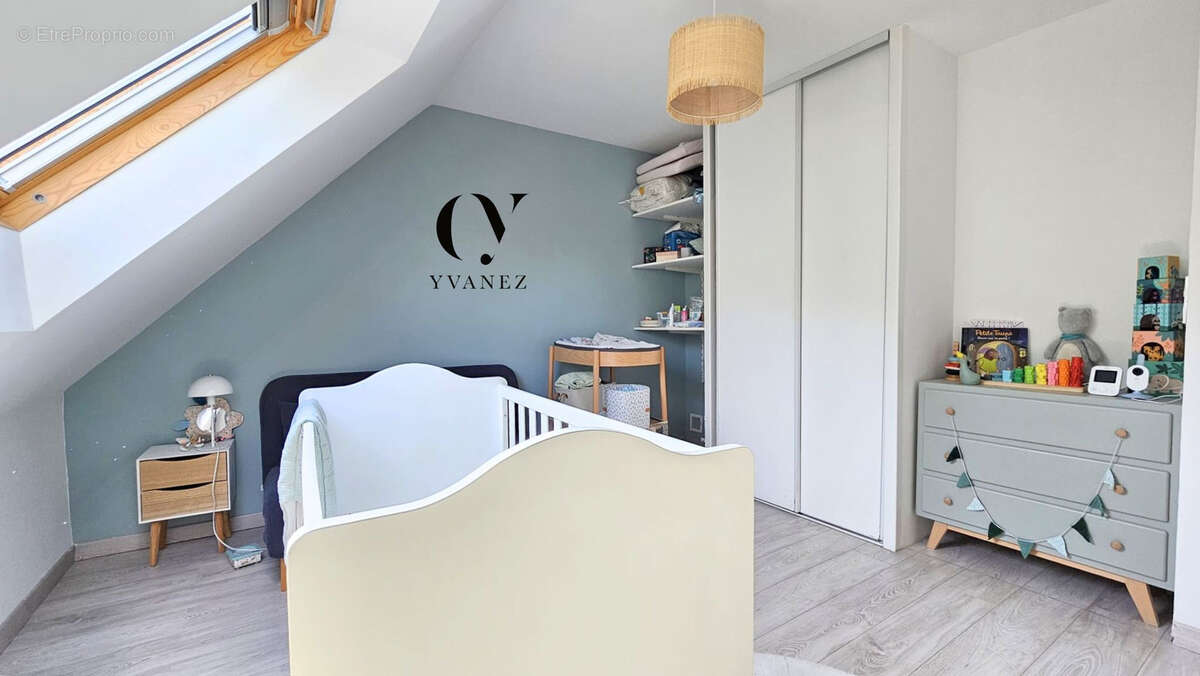 Maison de 144 m2 avec 5 chambres et parcelle de 762 m2 - photo 12