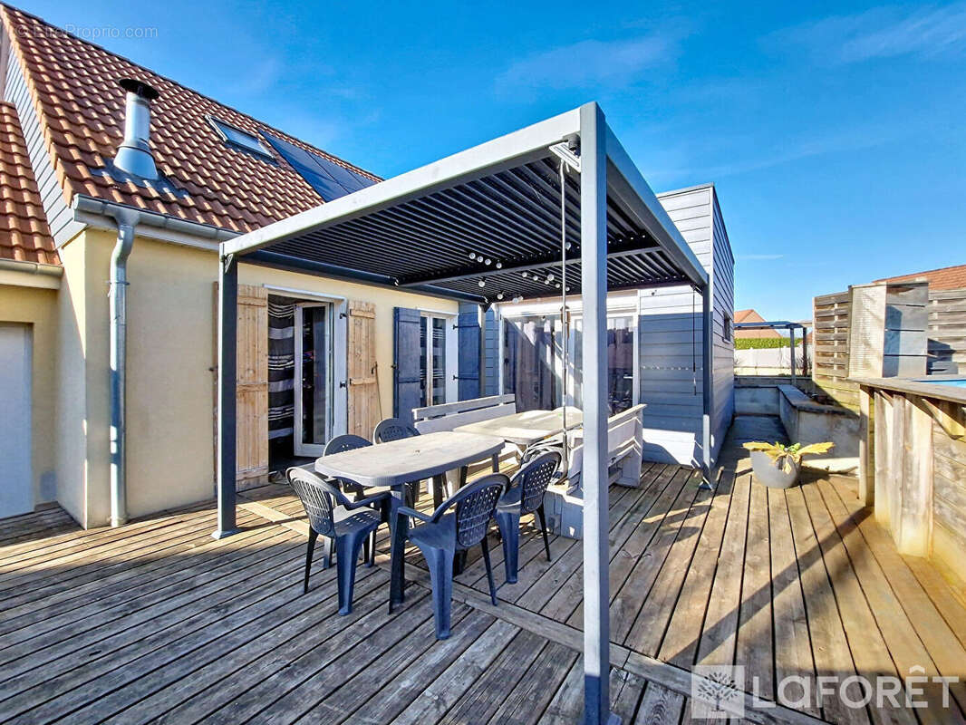 Maison à L'ISLE-SUR-LE-DOUBS