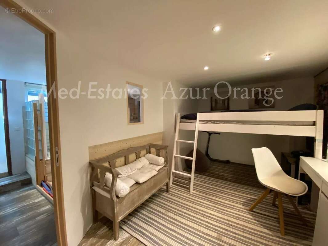 Maison à LA GARDE-FREINET