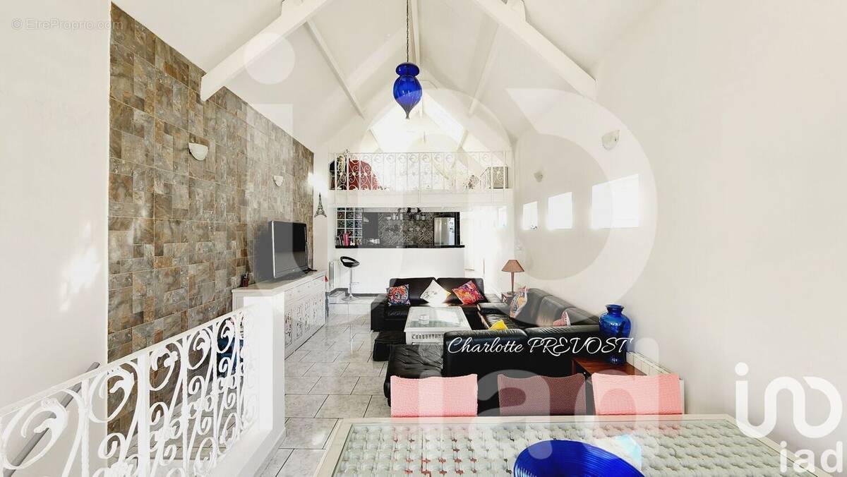 Photo 1 - Maison à LA COURNEUVE