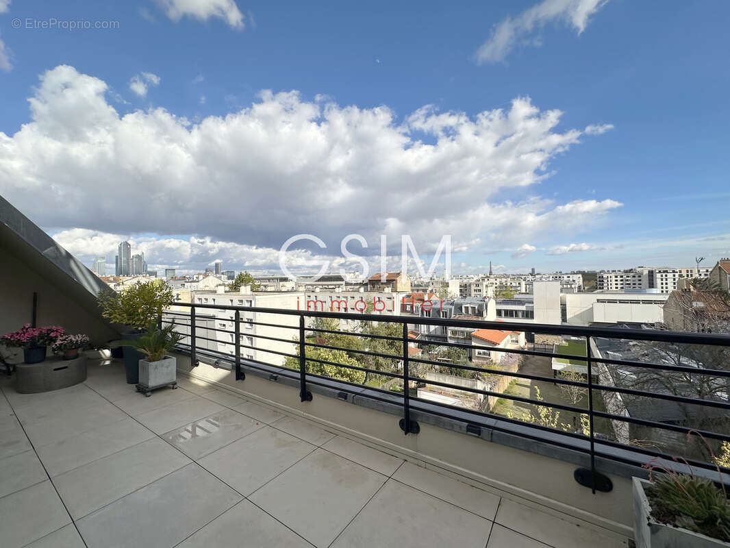 Appartement à SURESNES