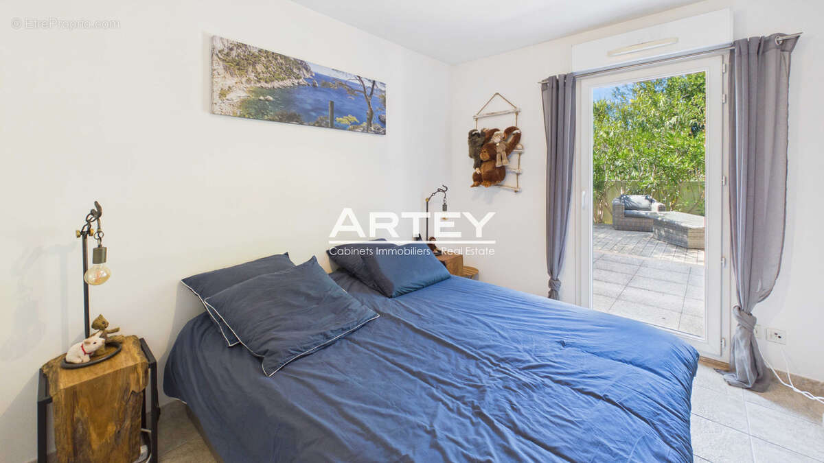 Appartement à CARQUEIRANNE