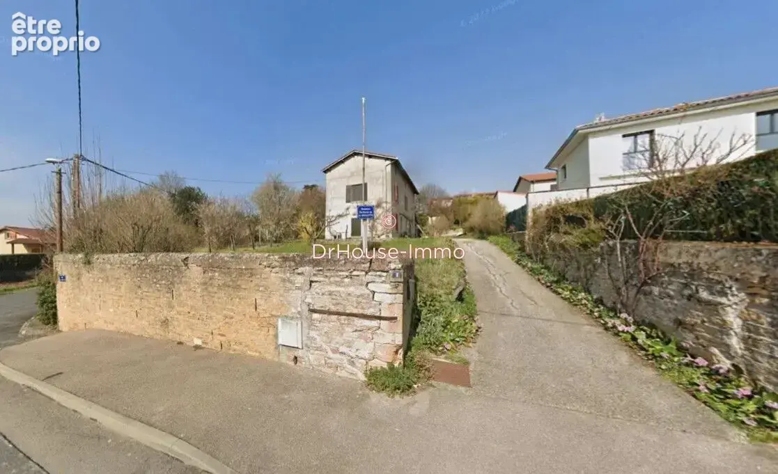 Maison 248 m² à Fleurieu-Sur-Saone  - photo 2