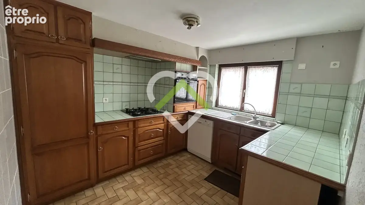 Maison d'angle à travaux avec jardin et garage ! ROUBAIX - Quartier VAUBAN - VAILLANT - BARBIEUX ! - photo 6