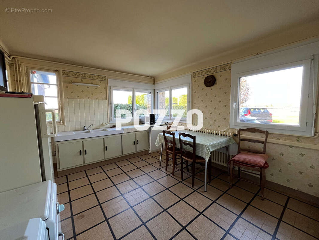 Maison à BEAUCHAMPS