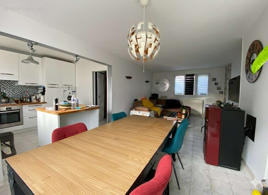 Maison à ROSNY-SUR-SEINE