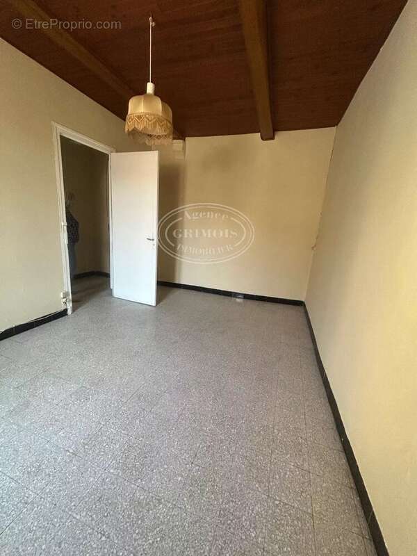 Appartement à LEZIGNAN-CORBIERES