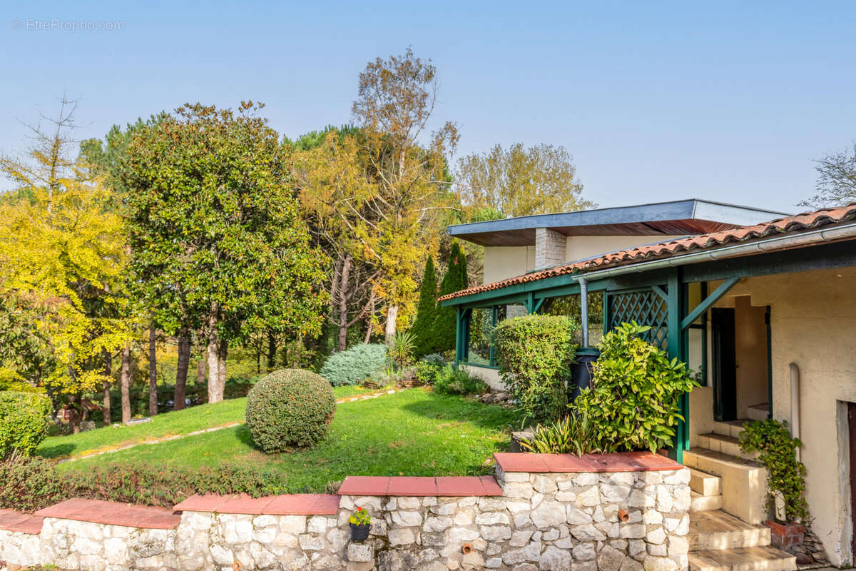 Maison à VILLENEUVE-SUR-LOT