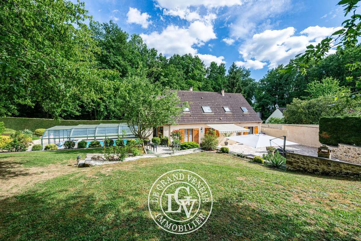 Appartement à CHAMPAGNE-SUR-SEINE