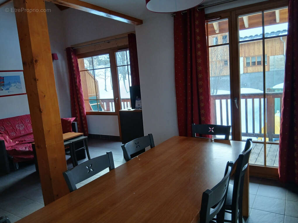Appartement à SAINT-COLOMBAN-DES-VILLARDS