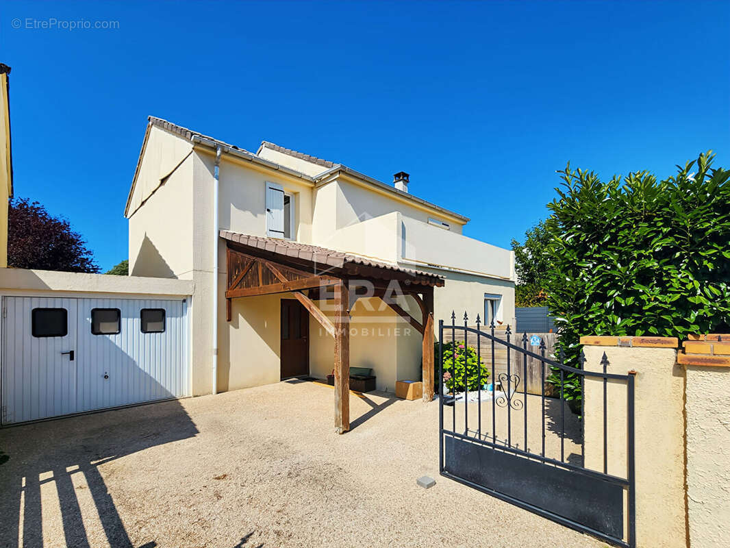 Maison Savigny Le Temple 5 pièce(s) 102.5 m2 - photo 18