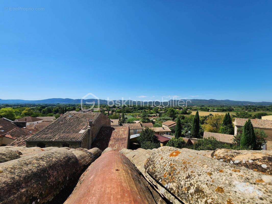 Appartement à CADENET