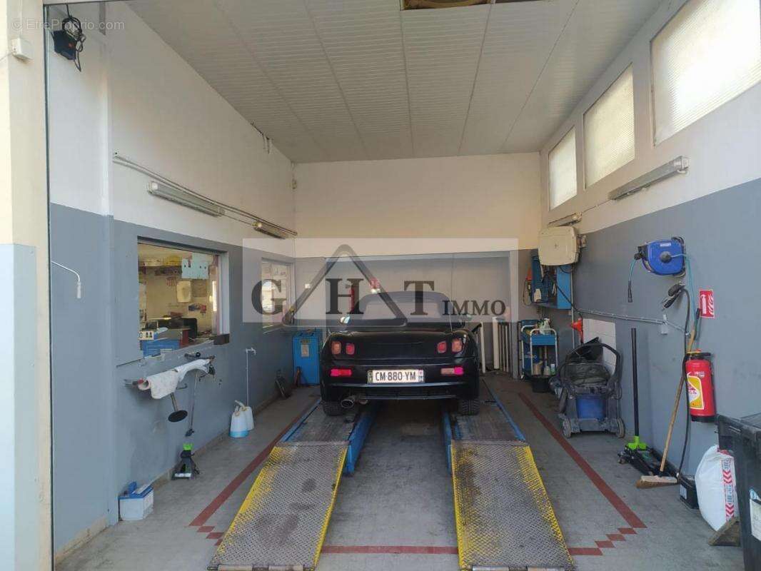 Commerce à FONTENAY-SOUS-BOIS