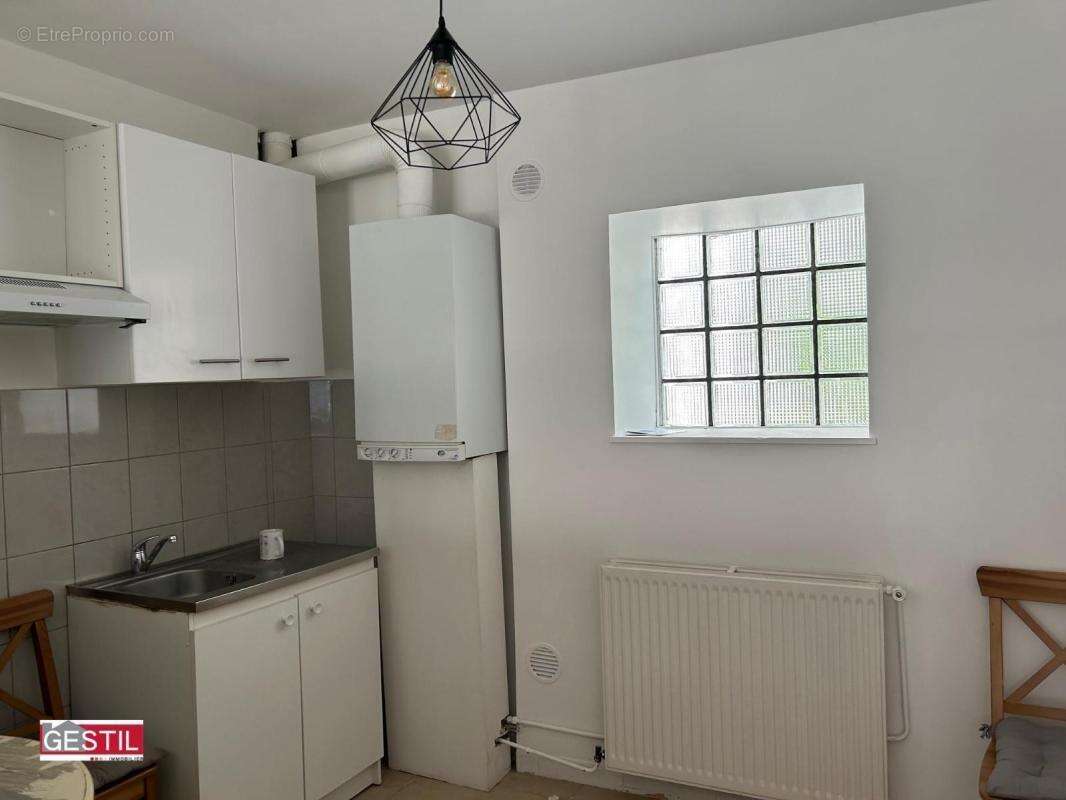 Appartement à CHARS
