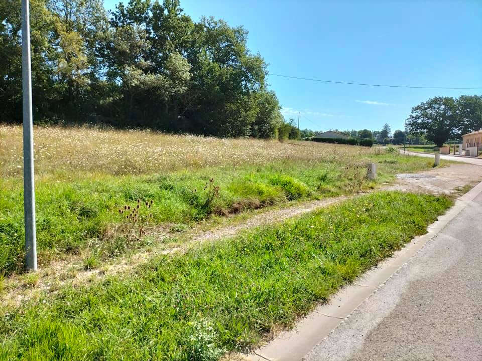 Terrain constructible Mauvezin(32120) 655m² - photo 7