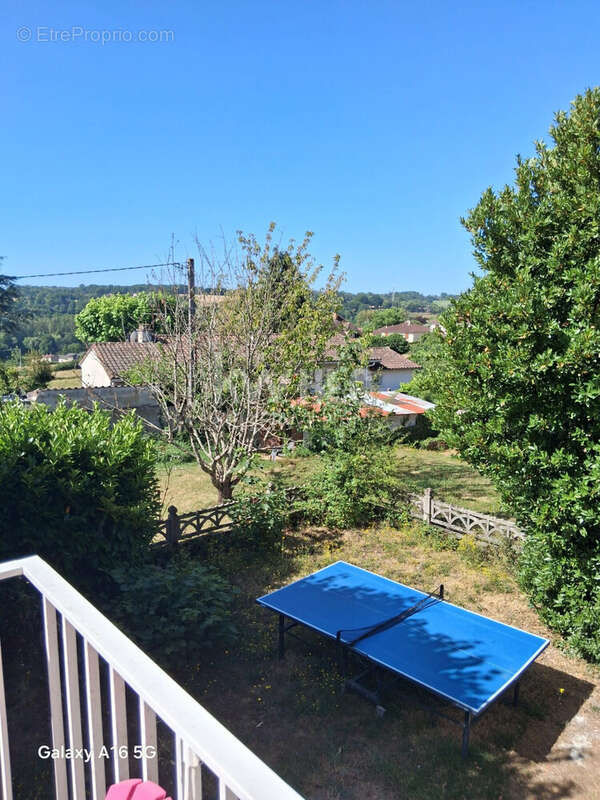 Maison 217 m² à Saint-Junien  - photo 3