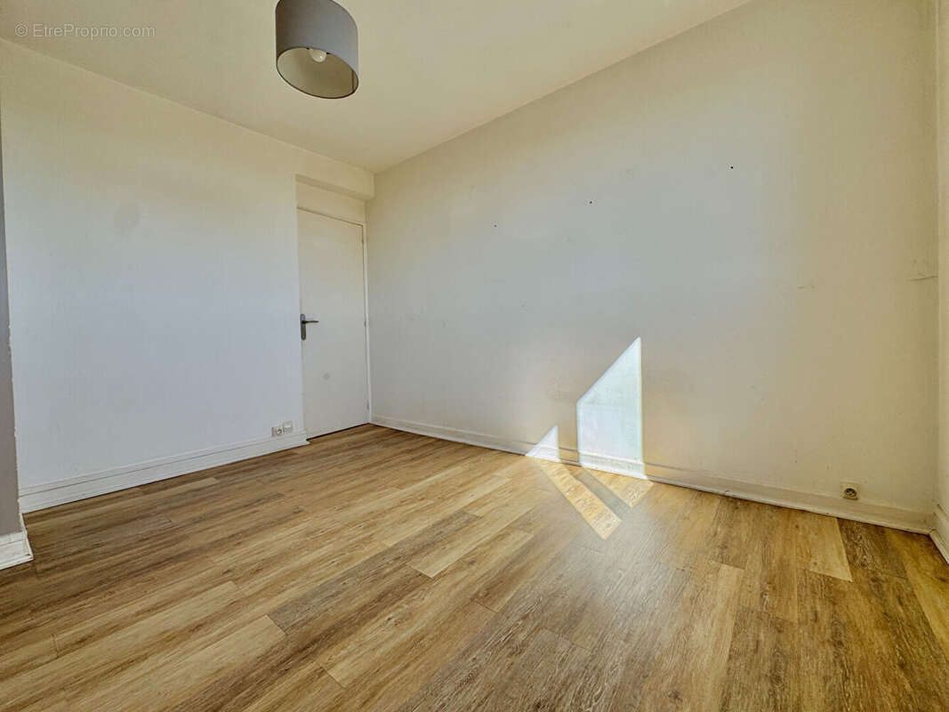 Appartement à TALANT
