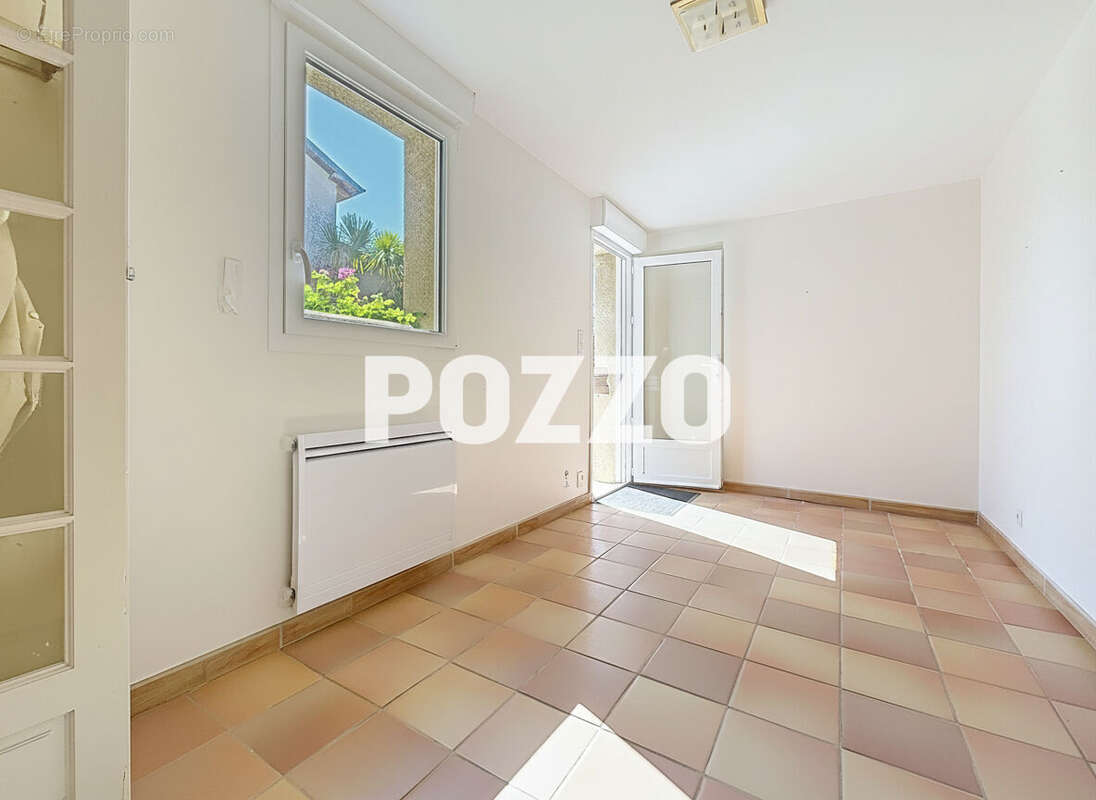 Maison Bréhal 8pièce(s) 160 m2 - photo 5