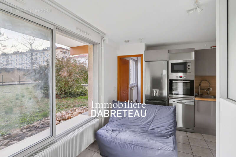 Appartement à LYON-8E