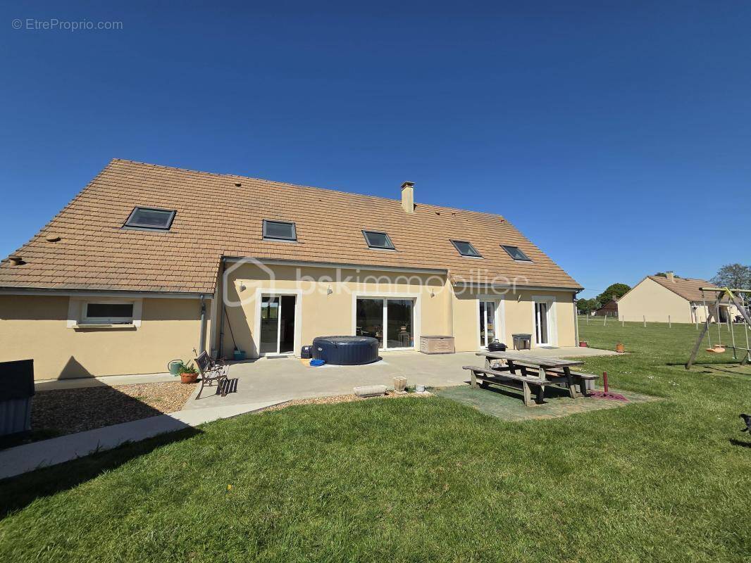 Maison à PRUILLE-L'EGUILLE