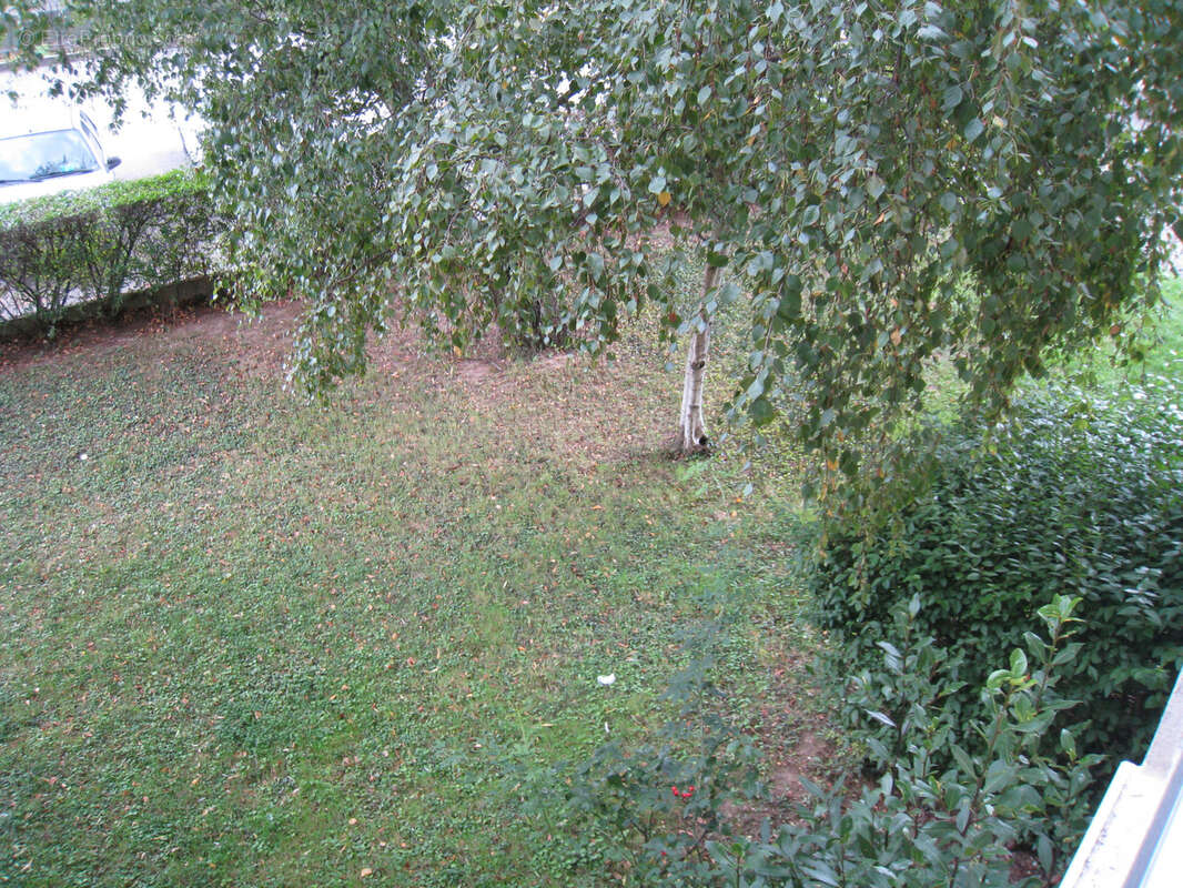 Appartement à FRESNES
