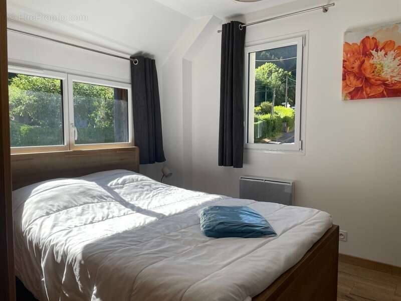 Maison récente 70 m² — Le Mont-Dore (Massif du Sancy) — 2 chambres — terrasse (22  m²)— grand garage (44 m²) - photo 12