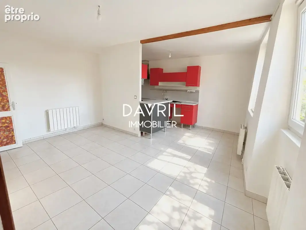 Maison 3 pièces à vendre à Conflans Sainte Honorine, quartier centre ville et proche gare  SNCF !!! - photo 2