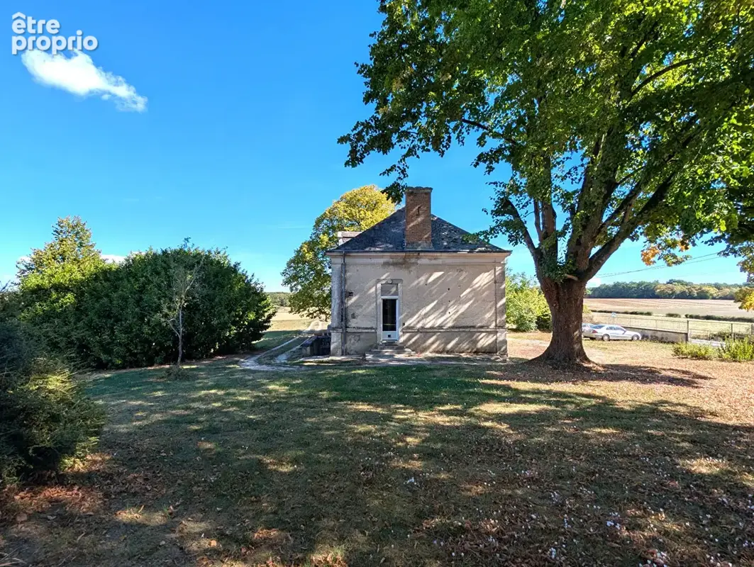 INDRE - Presbytère historique de 5 chambres situé dans le Parc national de la Brenne. - photo 16