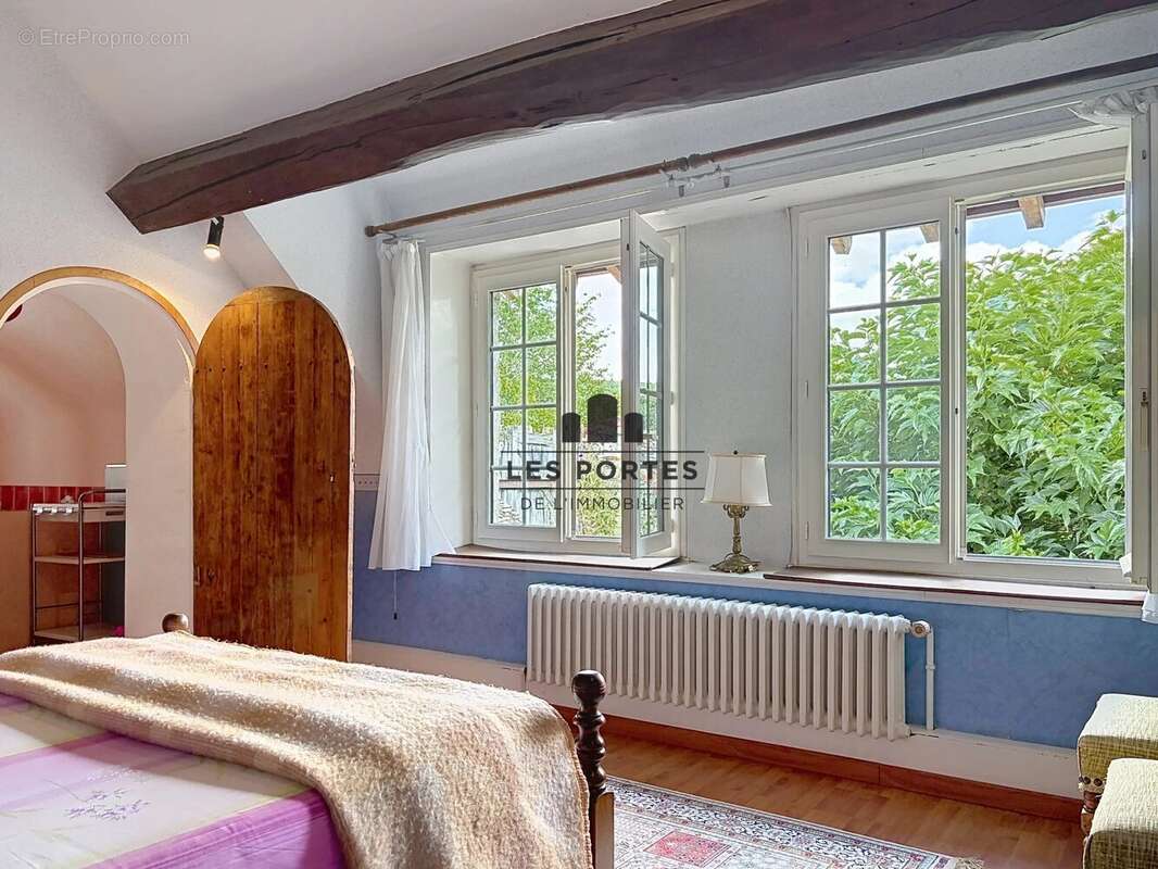 Maison en pierre de 185 m² env  avec  des  dependances  (91590) guigneville sur essonne - photo 15