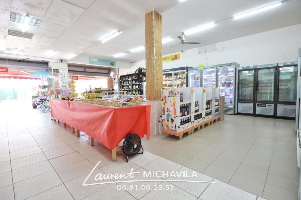 Commerce à AGDE